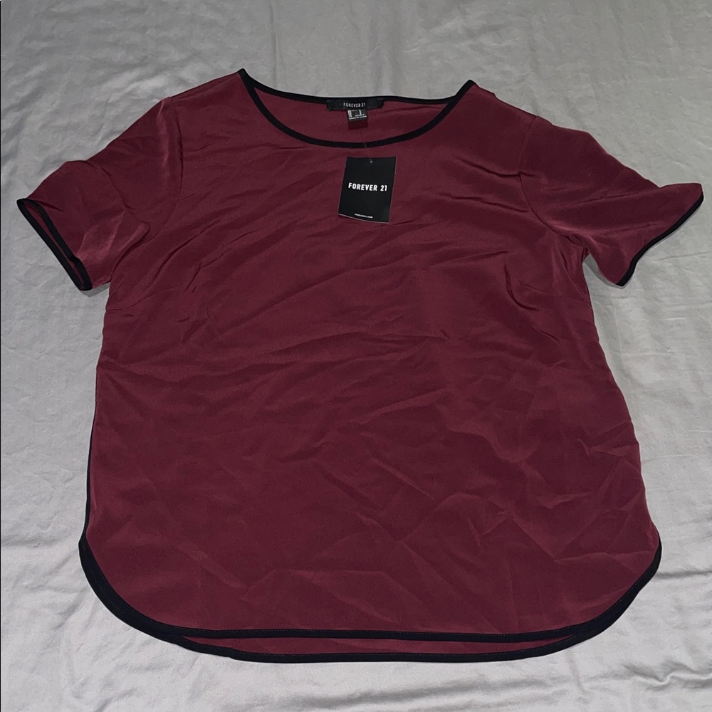 Forever 21 Maroon Short Sleeve Tee